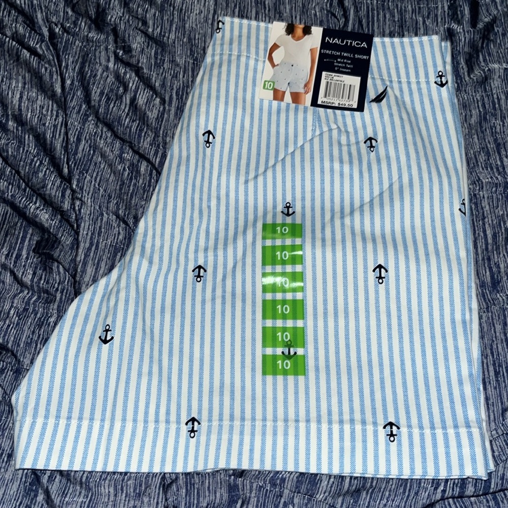 CRUZIN Nautica, beautiful size 10, white and blue striped with anchor away !